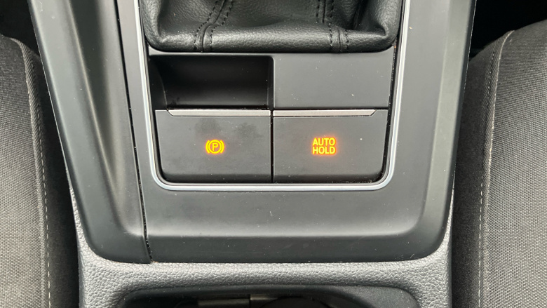 Volkswagen Golf 1.5 TSI 150 Life 5dr Petrol Hatchback